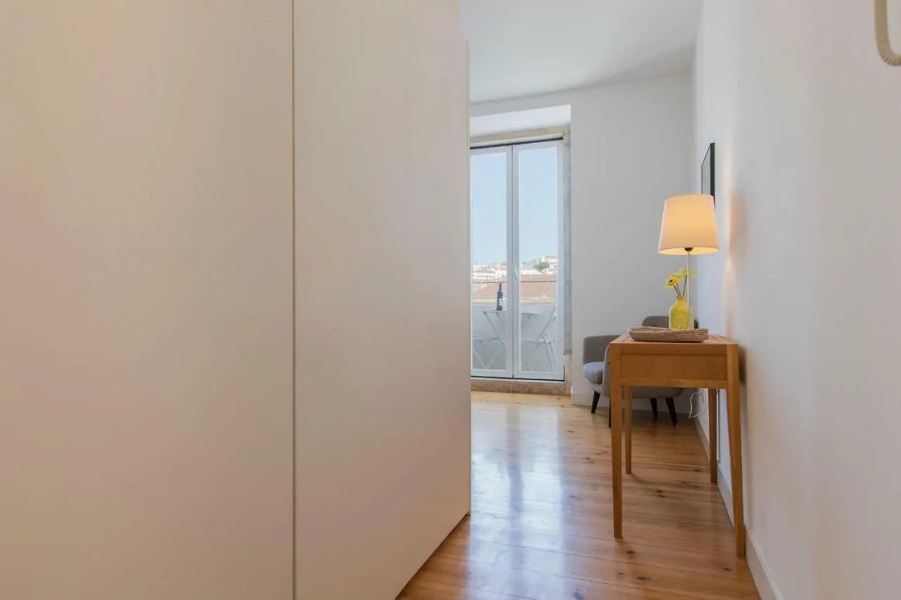 Lovelystay - Sunny Santa Catarina I Lisbon Apartment
