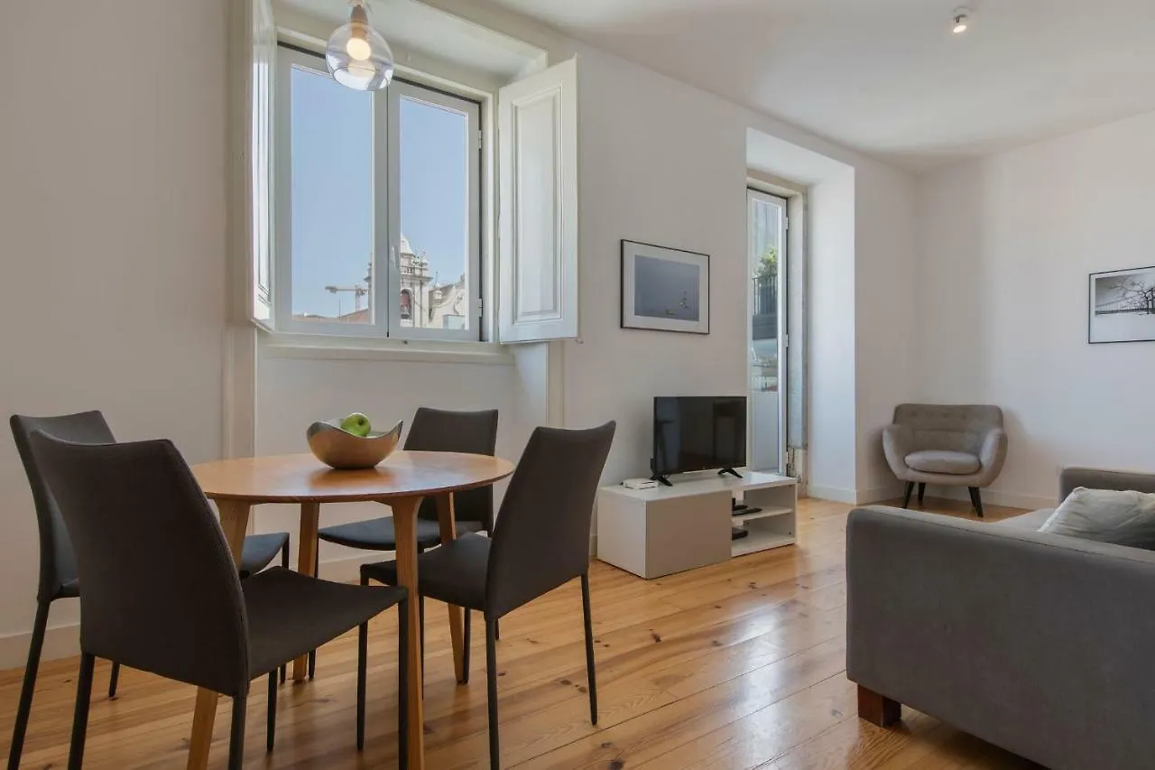 Apartment Lovelystay - Sunny Santa Catarina I Lisbon Portugal