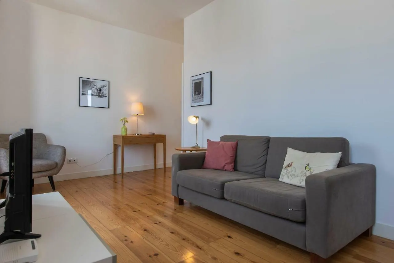 Lovelystay - Sunny Santa Catarina I Lisbon 0*,